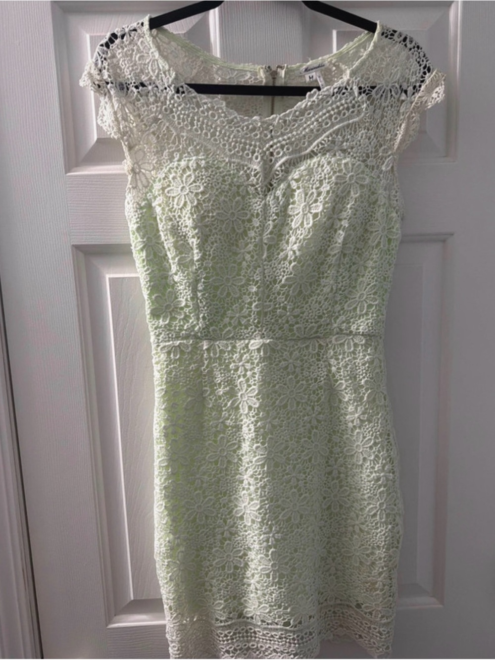 Marineblu Light Green Floral Lace Midi Dress